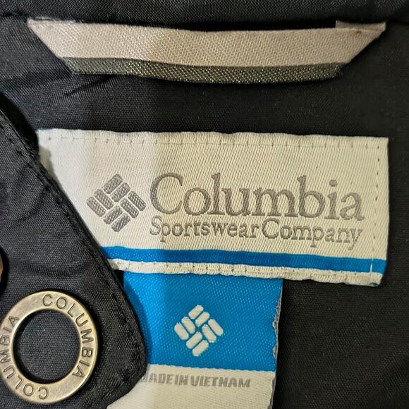 Columbia Omni-Tech Waterproof Jacket - Picture 5 of 6